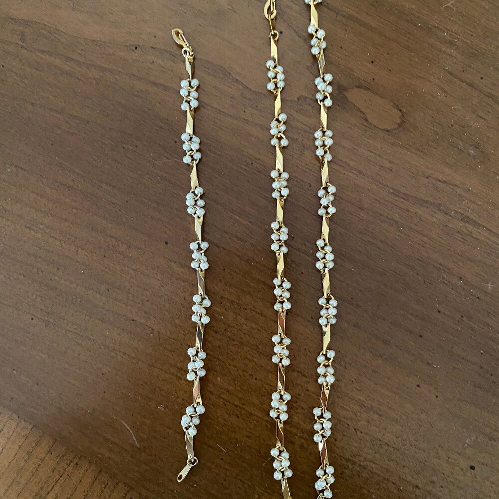 Vintage faux pearl and gold-tone swirl necklace and bracelet